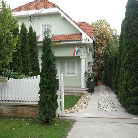 Csokonai Guesthouse Zamárdi Dış mekan fotoğraf