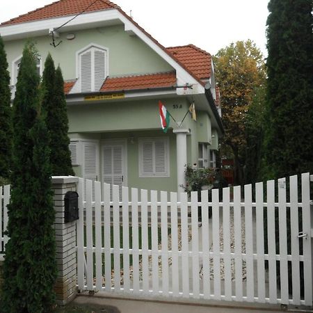 Csokonai Guesthouse Zamárdi Dış mekan fotoğraf