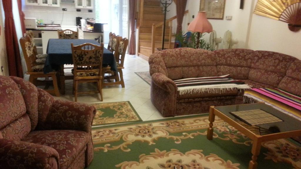 Csokonai Guesthouse Zamárdi Oda fotoğraf