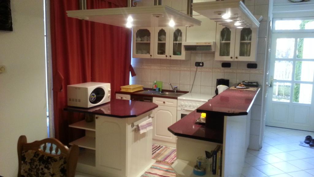 Csokonai Guesthouse Zamárdi Oda fotoğraf