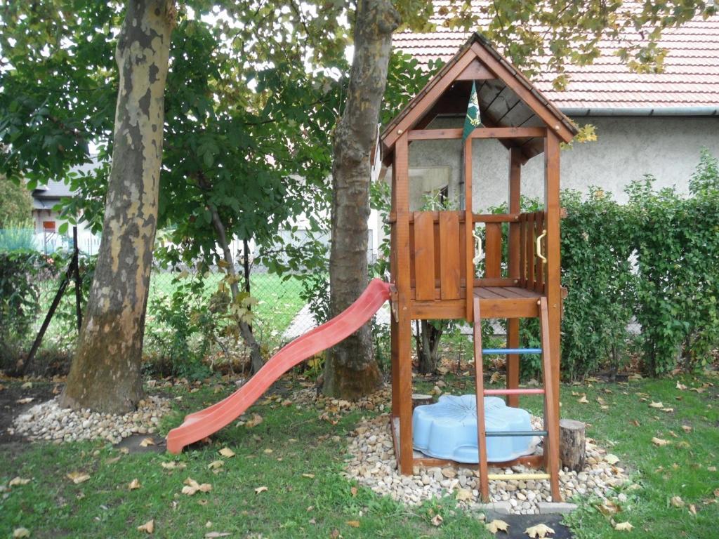 Csokonai Guesthouse Zamárdi Dış mekan fotoğraf