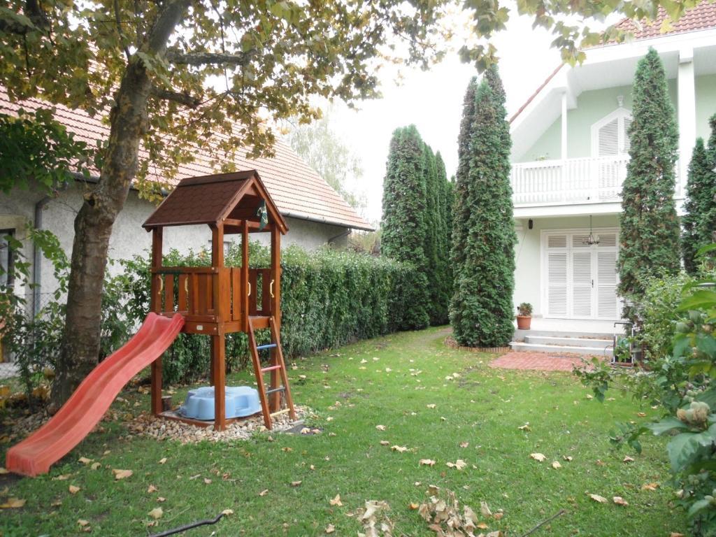 Csokonai Guesthouse Zamárdi Dış mekan fotoğraf